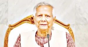 আইনশৃঙ্খলা নিয়ে যমুনায় জরুরি বৈঠক, ছিলেন ৩ বাহিনীর প্রধান