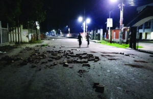 দিনভর সংঘর্ষের পর থমথমে রাতের গোপালগঞ্জ শহর