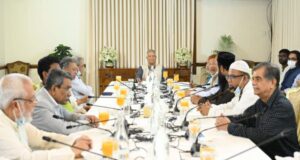 প্রধান উপদেষ্টার সঙ্গে বৈঠকে চার রাজনৈতিক দলের নেতারা