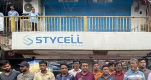 দৈনিক কুষ্টিয়া খবর পত্রিকার সম্পাদক সাংবাদিক রুবেল হত্যার ৩ বছরেও কোন বিচারেরর দাবীতে মানববন্ধন