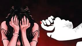 ধর্ষণের অভিযোগে গ্রেফতার, জামিন পেয়ে সেই নির্যাতিতাকেই অপহরণ যুবকের! মামলা তুলে নেওয়ার হুমকি