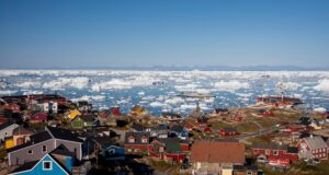 গ্রিনল্যান্ড বিক্রির জন্য নয়, যুক্তরাষ্ট্রকে ফ্রান্সের হুঁশিয়ারি