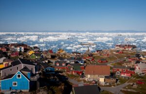 গ্রিনল্যান্ড বিক্রির জন্য নয়, যুক্তরাষ্ট্রকে ফ্রান্সের হুঁশিয়ারি