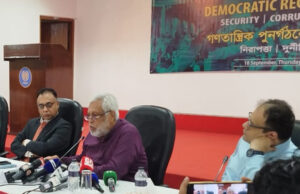 তিন মাসে বিদ্যুতের দাম বাড়ানোর সিদ্ধান্ত ছিল, এক বছরেও বাড়াইনি: জ্বালানি উপদেষ্টা