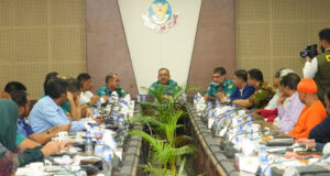 উৎসবমুখর পরিবেশে শারদীয় দুর্গাপূজা অনুষ্ঠিত হবে: ডিএমপি কমিশনার