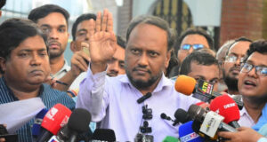 কমপ্লিট শাটডাউনে যাচ্ছেন রাবির শিক্ষক-কর্মচারীরা