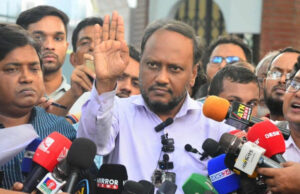 কমপ্লিট শাটডাউনে যাচ্ছেন রাবির শিক্ষক-কর্মচারীরা