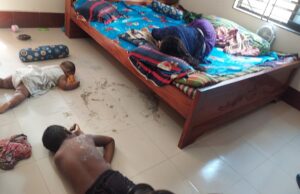 মানিকগঞ্জে দুই সন্তানকে বিষ খাইয়ে হত্যার পর মায়ের আত্মহত্যা