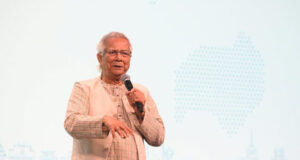 খেলা দেখার দিন শেষ, এখন নিজেরা খেলব: ইউনূস