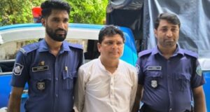 রাঙ্গুনিয়ায় স্বেচ্ছাসেবক লীগ নেতা গ্রেপ্তার