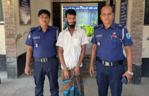 সালথায় ইয়াবাসহ মাদক কারবারি আটক