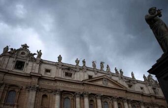 ইতালিতে চার্চে যৌন নির্যাতনের শিকার ৪,৪০০ জন