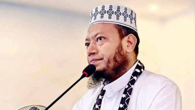 পুরোনো বক্তব্যে অনুতাপ প্রকাশ করলেন আমির হামজা