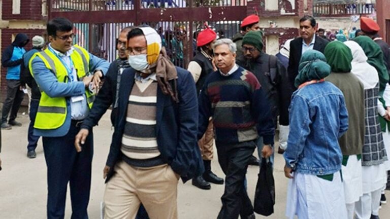 কড়া নিরাপত্তায় জগন্নাথ বিশ্ববিদ্যালয়ে জকসু ও হল সংসদ নির্বাচন-২০২৫-এর ভোটগ্রহণ শুরু