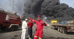 ইরানের বন্দর আব্বাসে ভবনে বিস্ফোরণ, হতাহতের খবর নেই ইরানের বন্দর আব্বাসে বিস্ফোরণে ক্ষতিগ্রস্ত আটতলা ভবনের ধ্বংসস্তূপ