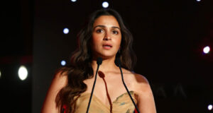 সাক্ষাৎকারে সোশ্যাল মিডিয়া নিয়ে নিজের ভাবনার কথা বলছেন বলিউড অভিনেত্রী আলিয়া ভাট