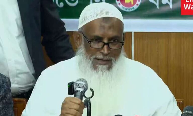 আমি জনগণের কামলা, মাননীয় বলবেন না: কায়কোবাদ