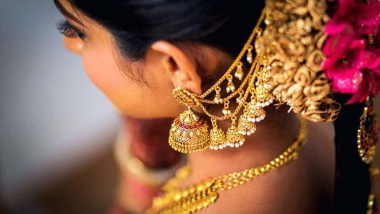 দেশের বাজারে ফের কমলো স্বর্ণের দাম