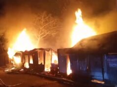 নবীনগরে বিএনপি অফিসে আগুন, পুড়েছে ১২ দোকান