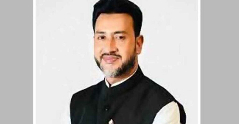 বিমানবন্দরে যুবলীগ নেতা আটক