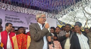 এটাই আমার শেষ নির্বাচন – ঠাকুরগাঁওবাসীর কাছে ফখরুলের আবেদন