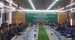 ময়মনসিংহে সেনাপ্রধান, নির্বাচন নিয়ে মতবিনিময়