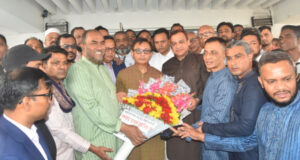 এআই প্রশিক্ষণ ও বিনিয়োগবান্ধব পরিবেশ গড়ে তুলবে সরকার।