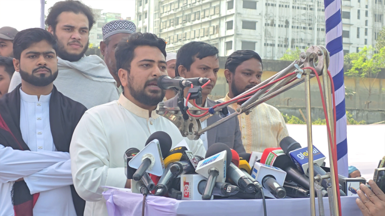 ঢাকা থেকেই চলবে বাংলাদেশের নিয়ন্ত্রণ: নাহিদ