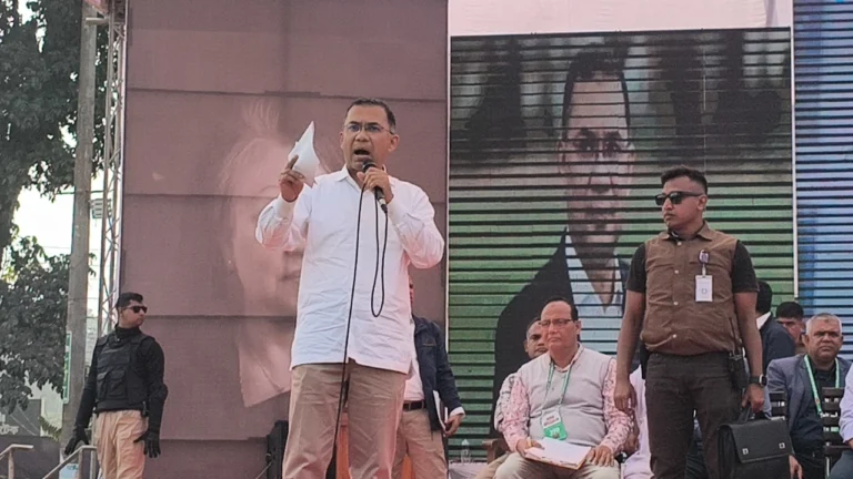 জনগণকে সঙ্গে নিয়েই দেশ পুনর্গঠনের অঙ্গীকার তারেকের