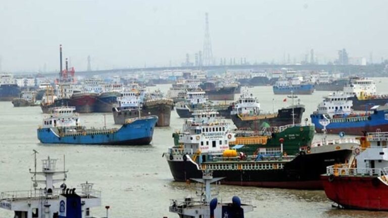 ঘন কুয়াশায় নৌযান চলাচলে সতর্কতা জারি