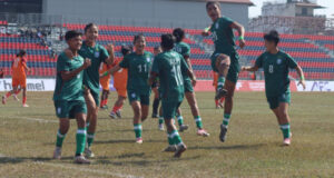 ভারতের বিপক্ষে গোলের পর উল্লাসরত বাংলাদেশ অনূর্ধ্ব-১৯ নারী ফুটবলাররা