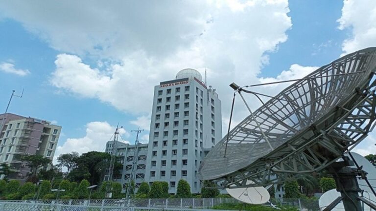 ঢাকায় আংশিক মেঘলা আকাশ, তাপমাত্রা কমতে পারে