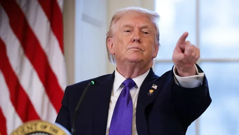 ইরানকে শর্তহীন আত্মসমর্পণের দাবি ট্রাম্পের