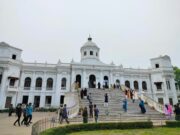 রংপুরের তাজহাট জমিদার বাড়ি ইতিহাসে ভরা ঐতিহ্যের নিদর্শন