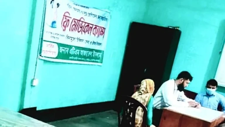 তারাগঞ্জে ফ্রি মেডিকেল ক্যাম্পে রোগী দ্বিগুণ