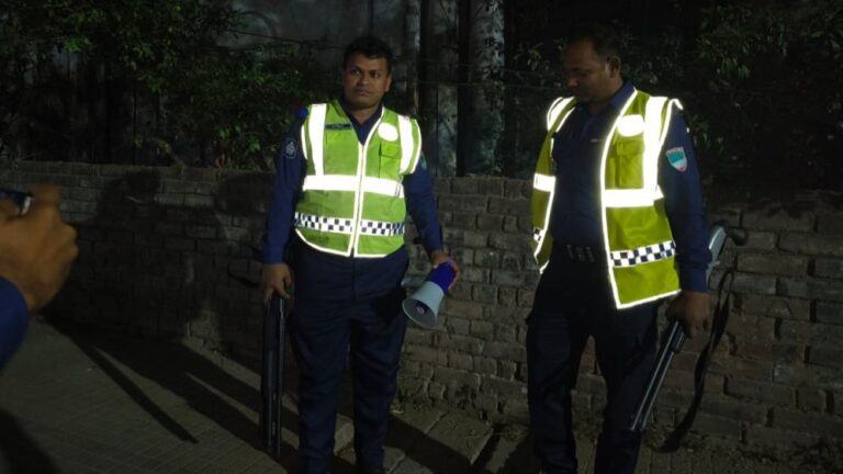 যশোরে হ্যান্ডমাইকে হঠাৎ ৭ মার্চের ভাষণ