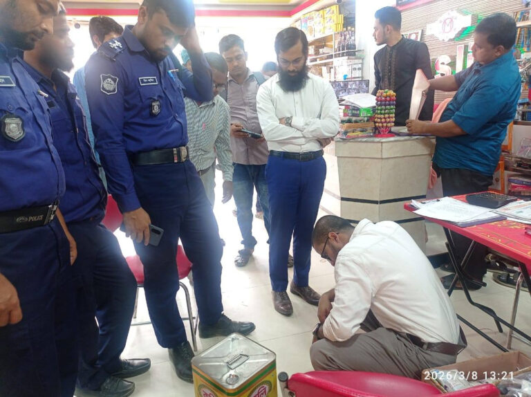 জগন্নাথপুরে মিষ্টির দোকানে অভিযান, জরিমানা