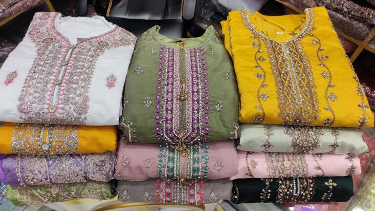 ঈদ বাজারে চোরাই ভারতীয় পোশাকের দাপট
