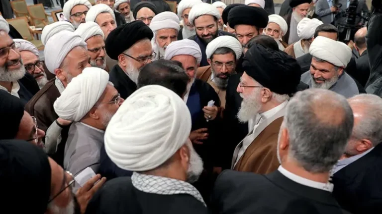 খামেনি-পরবর্তী ইরানে ক্ষমতার টানাপোড়েন